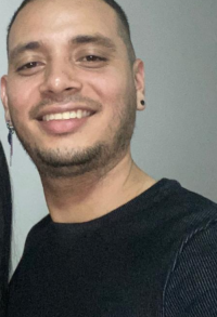 chicovampiro9408's Offline Chat Room