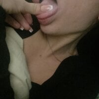 chaima27's Offline Chat Room