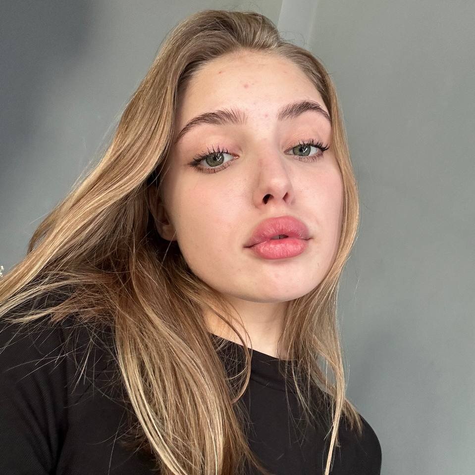 artejuly 🚝 online nude stream