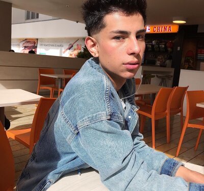 Official_Monroy