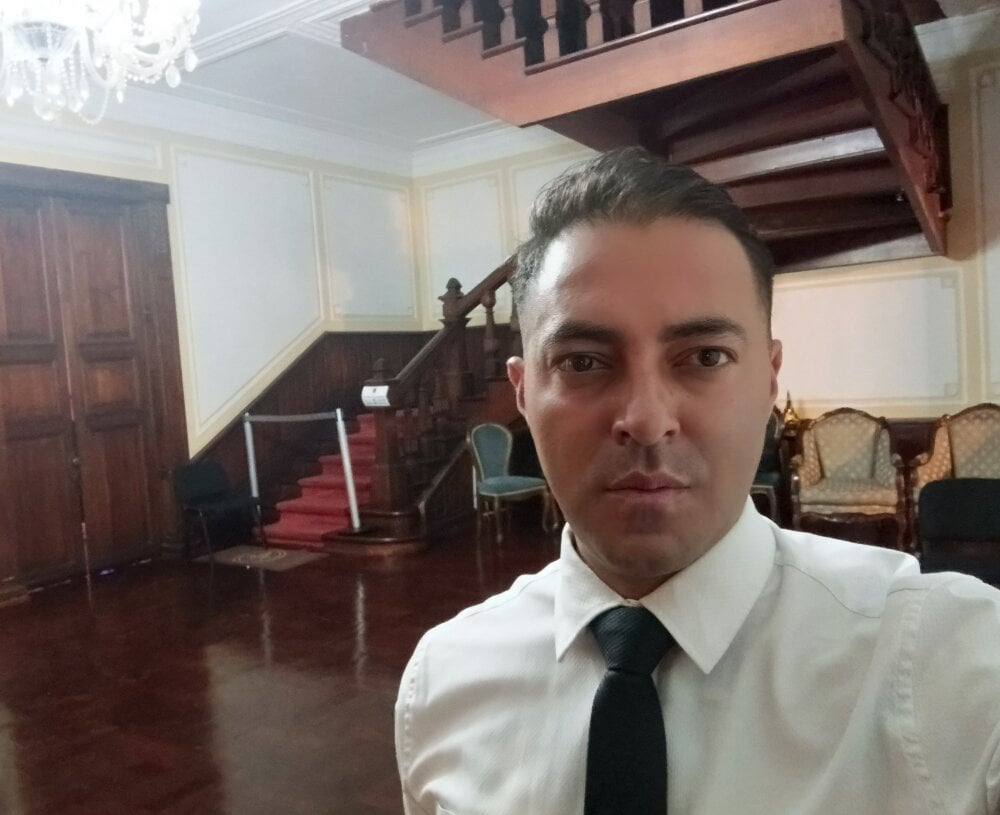 leo_maverick