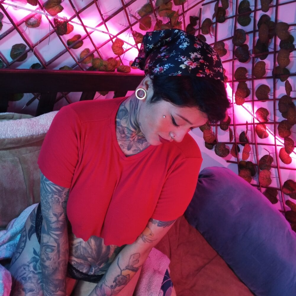 sathariel-secretcouckold from stripchat