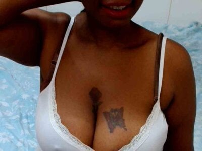 DeliciuosCindy - Stripchat Glamour Blowjob Cam2cam Girl 