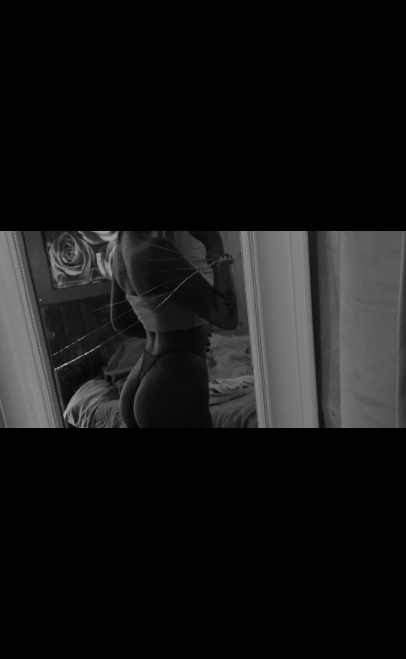 naughtyblondie1 profile