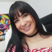 pretty_juicy_tail's Offline XXX Chat