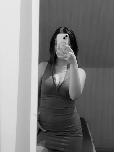MrAndMrsSavage - oil show