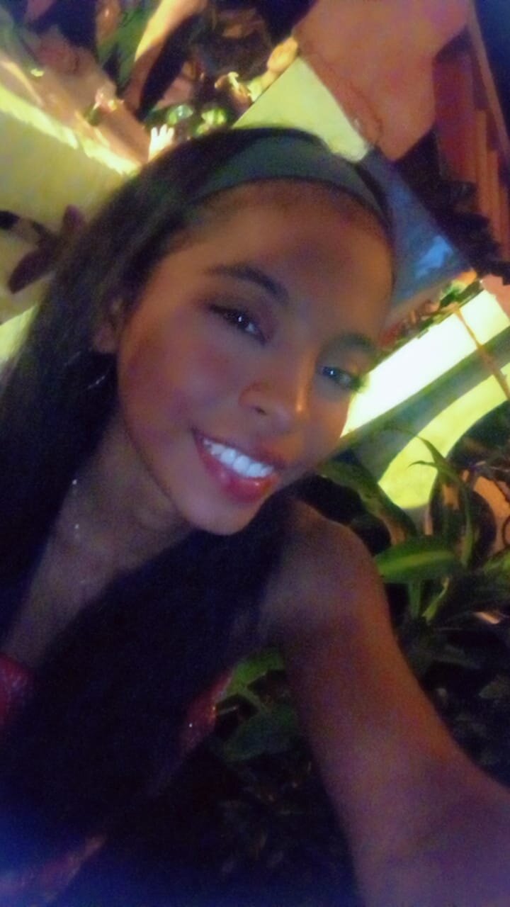 Amara_Petite