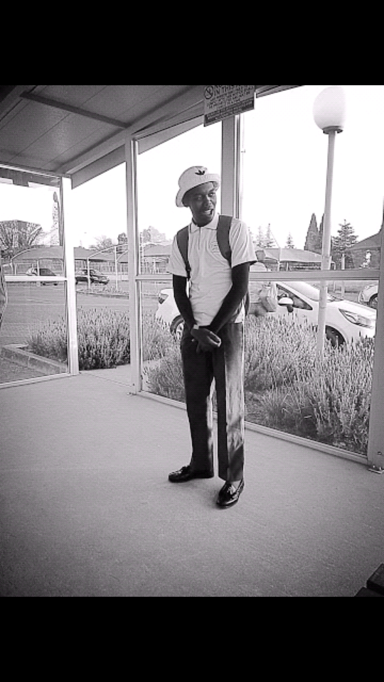 Sir_black_Simz
