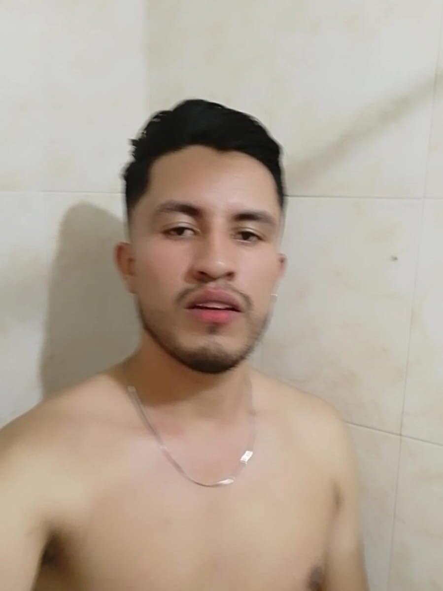 santi_jay from stripchat