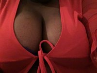 fatbratcrissy0's Offline Chat Room