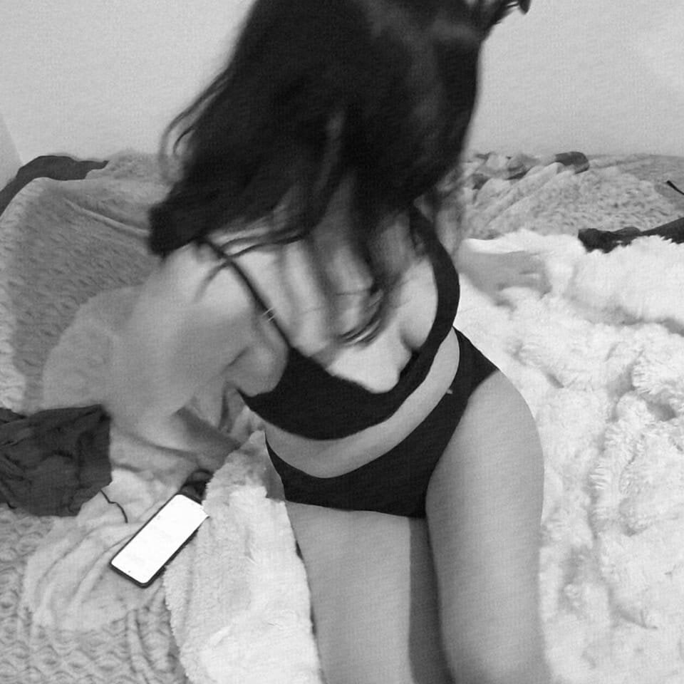 newporncams.com ale_chispas livesex profile in latino cams