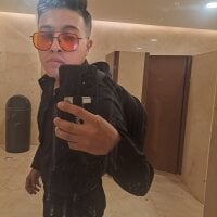 lian2210's webcam live show