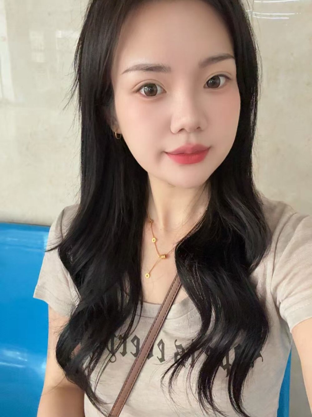 sleekcams.com yuanbao8888 livesex profile in bisexual cams