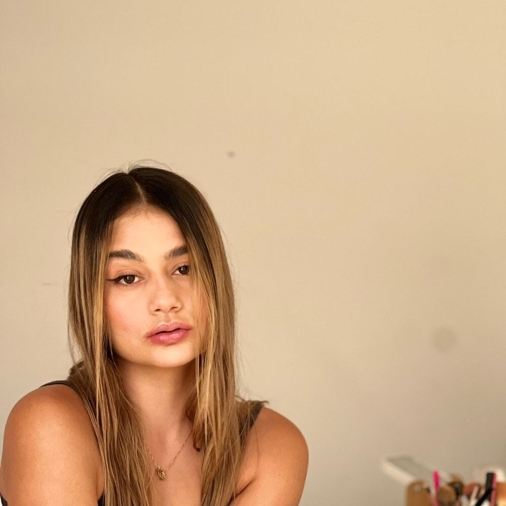 LittleSofia_ profile