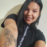 ShopiaRossi_'s Offline Chat Room