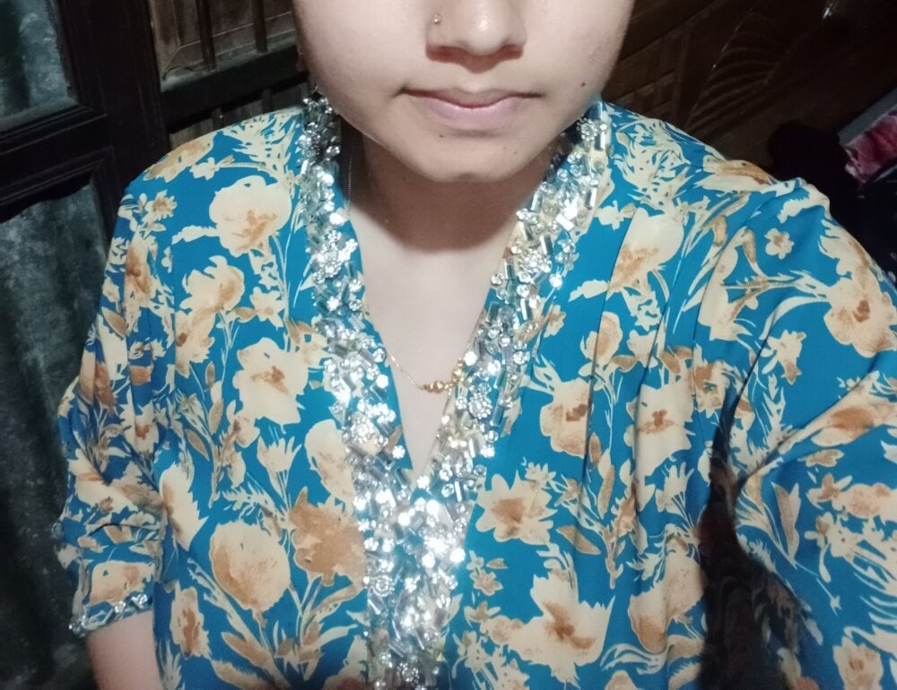 mistipriya – Offline XXX chat