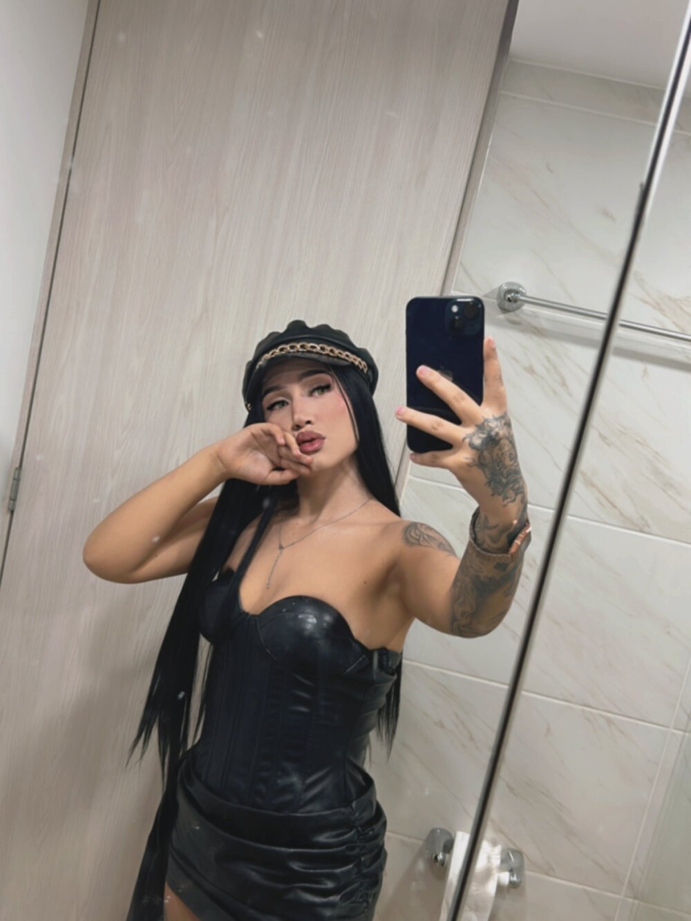 free6cams.com jessica_rabiit livesex profile in land-of-ooo cams