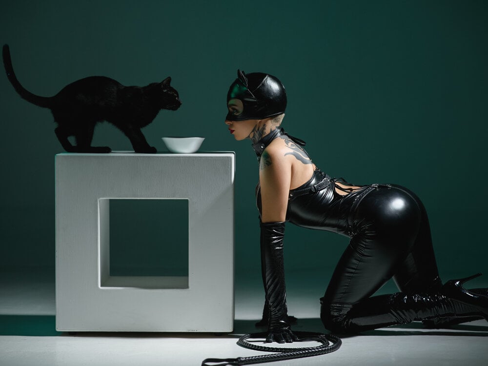 onaircams.com babyfoxalice livesex profile in colorful-hair cams