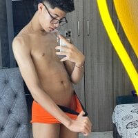 Tom_Hanks0's webcam live show