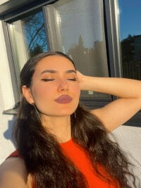 LushVibes' Offline Chat Room