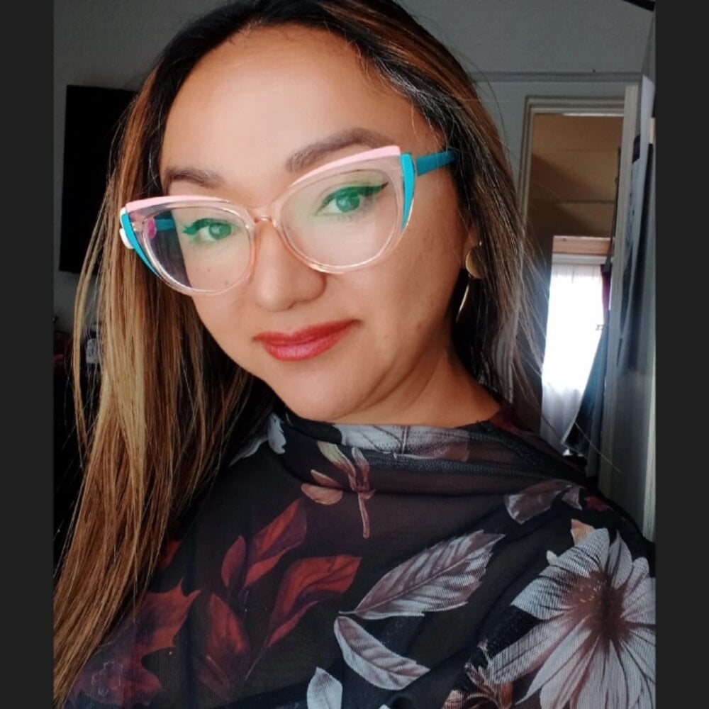 leyla_smithx profile