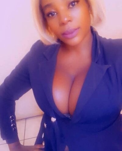 boobie_artist on StripChat