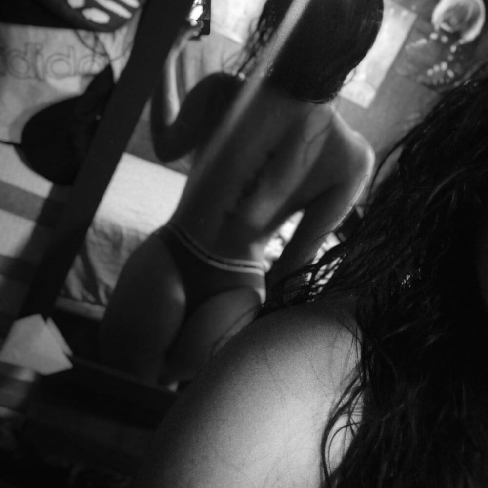 livesex.fan lani_sweet livesex profile in english cams