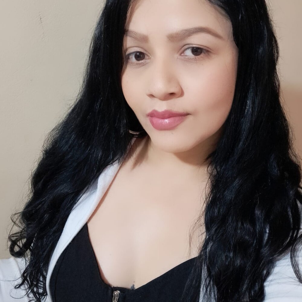 Live sex webcam photo for Lizbetth_24 #289933664