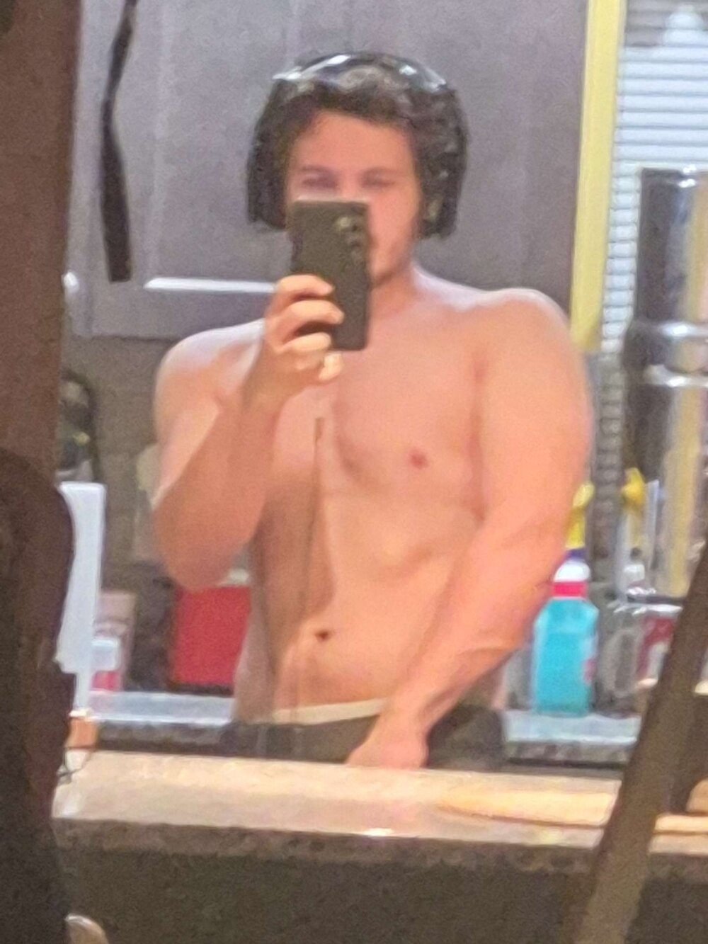 Popeye_avrg's Offline XXX Chat