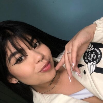 VIOLET_EF on StripChat