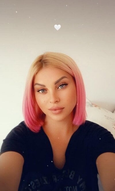 BlondaBeatrice - romanian young