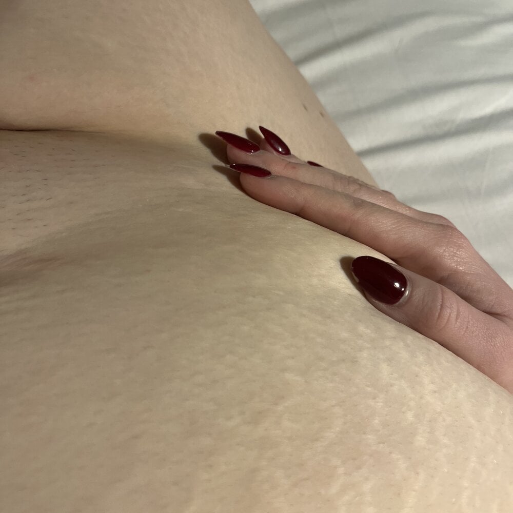 curvygirll2's Offline XXX Chat