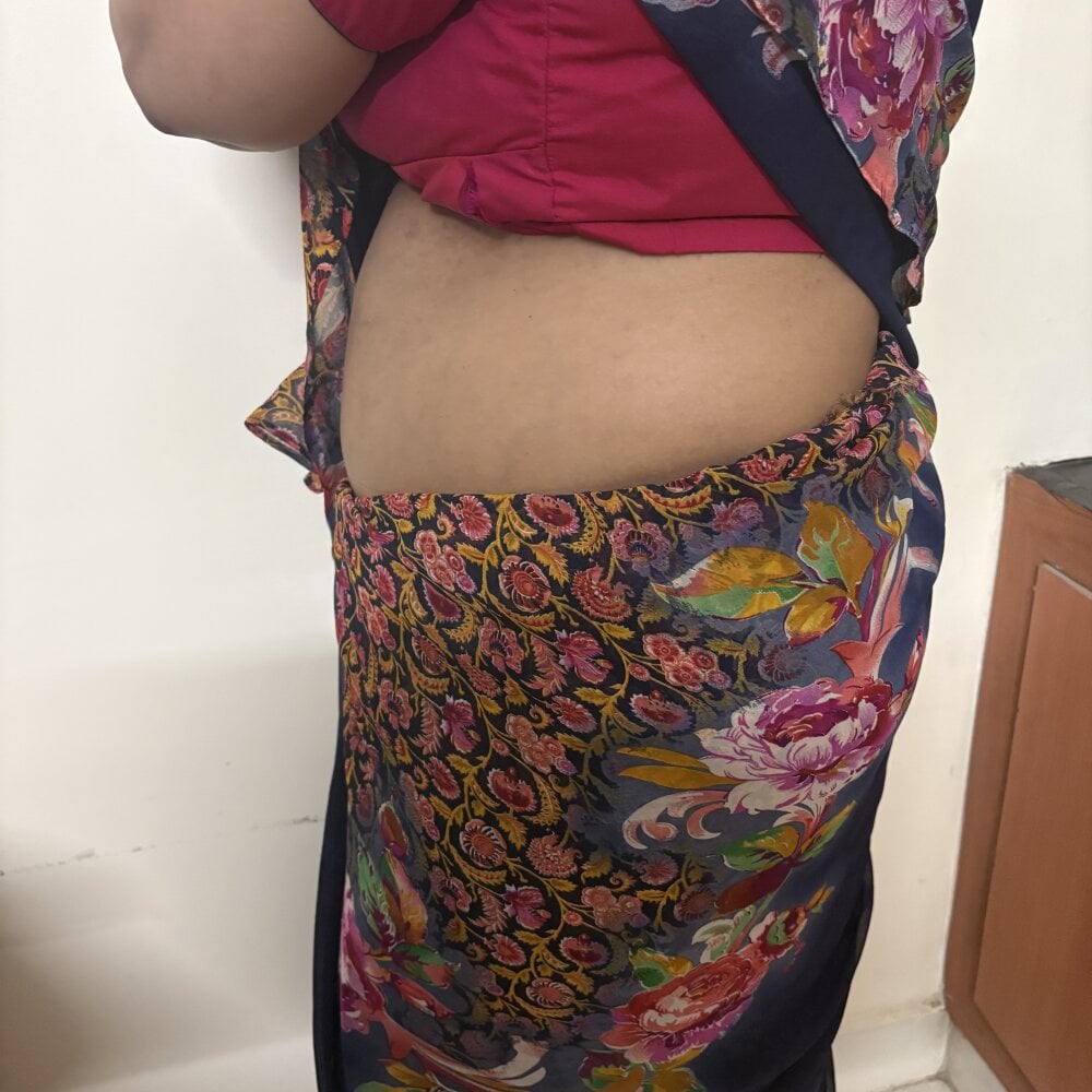 Ananya_flower profile