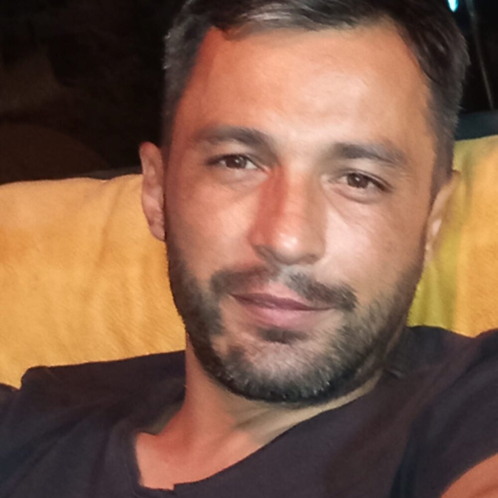 Crayz3377 offline XXX-chatje