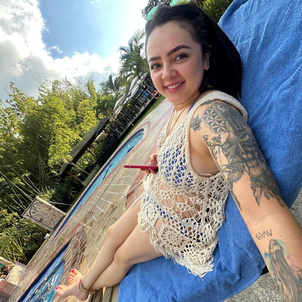 onaircams.com cleo_wale_ livesex profile in bisexual cams