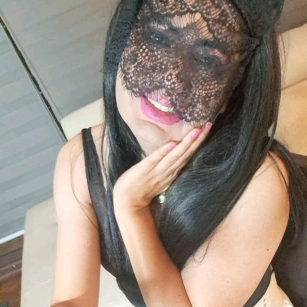 xxx-morocco-xxx's Offline XXX Chat