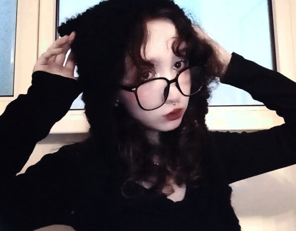 AfraCooling's Offline Chat Room