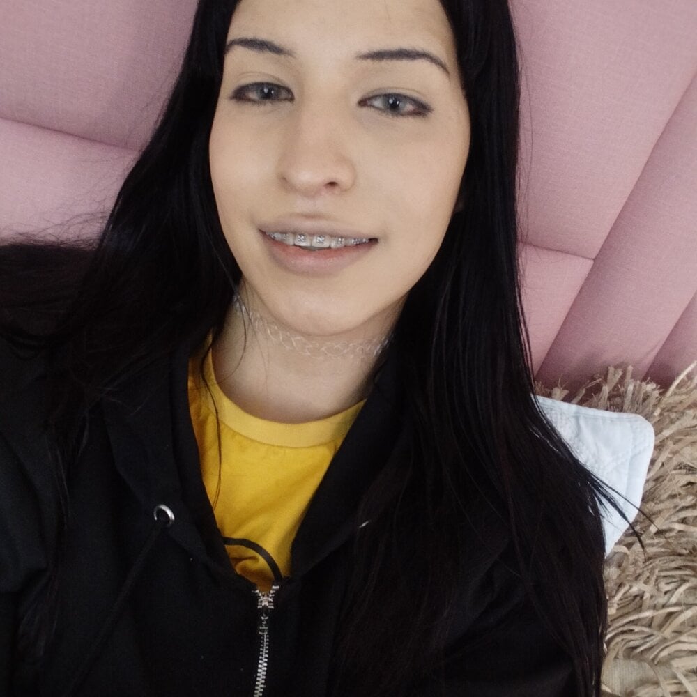 scarlettrosetti from stripchat