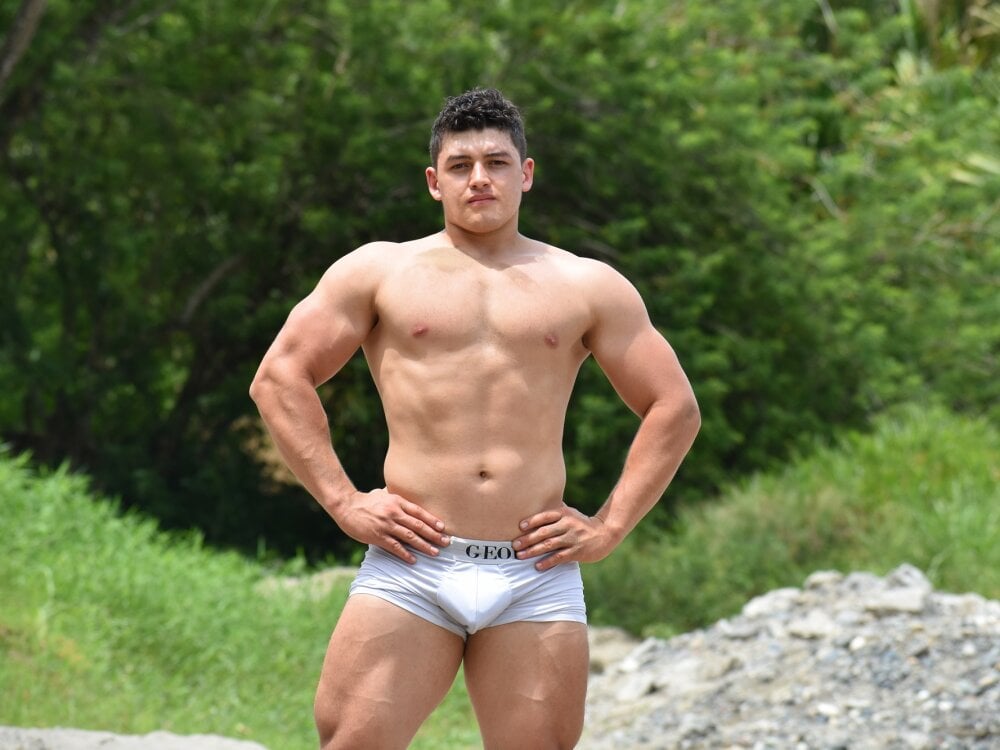 Leonsmoron profile