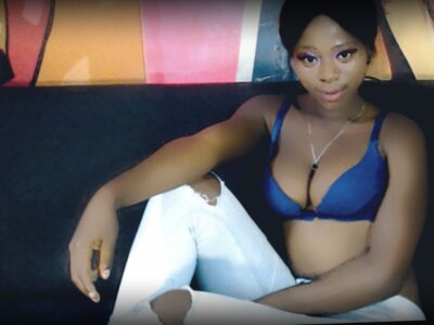 Ebonydollxx live sex chat picture