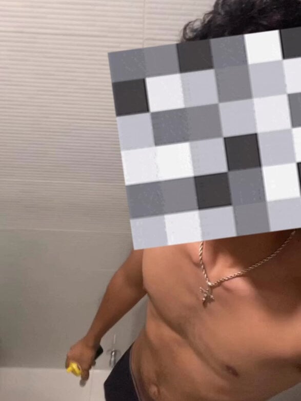 mexboy_13 from stripchat