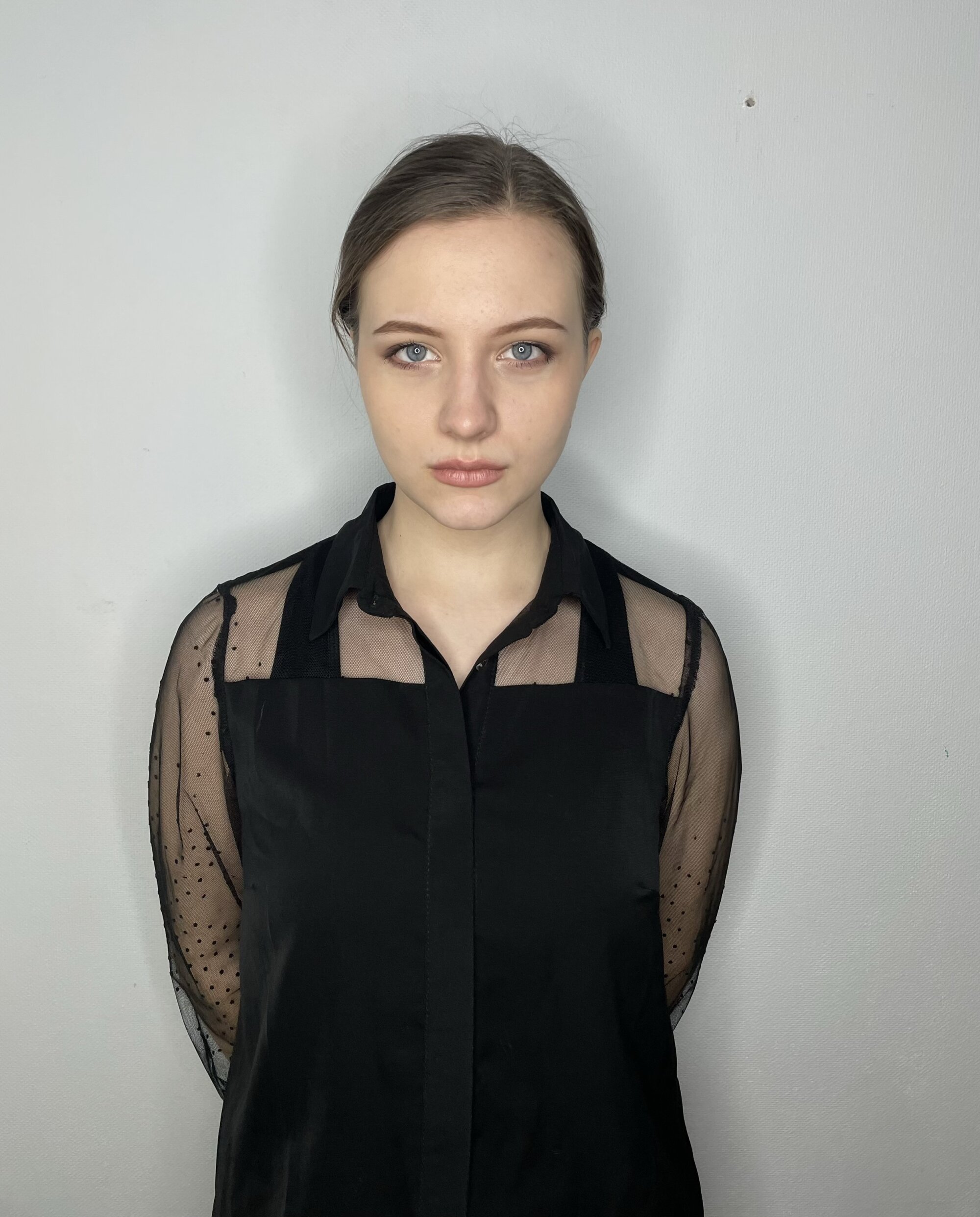 DevonaEmburyv