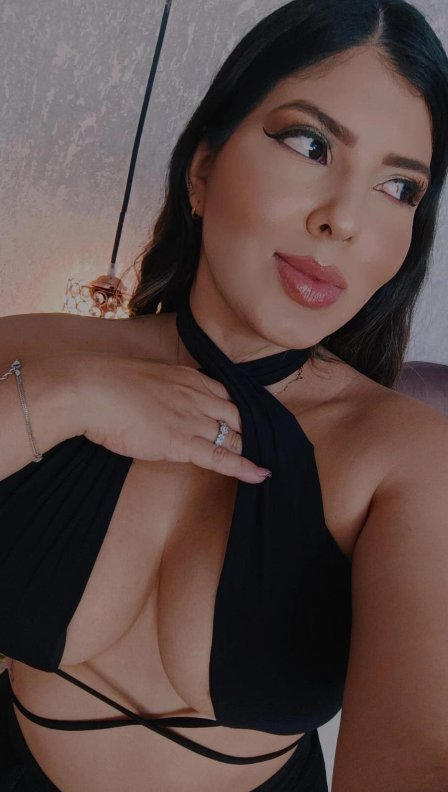 Alexa_Jhomson