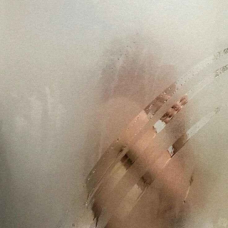 LuluChiiii live cam model at StripChat