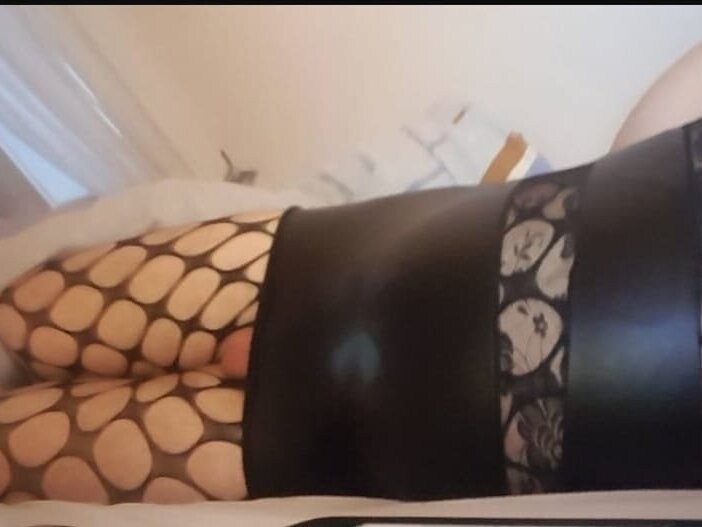 Cybergeil33's Offline XXX Chat