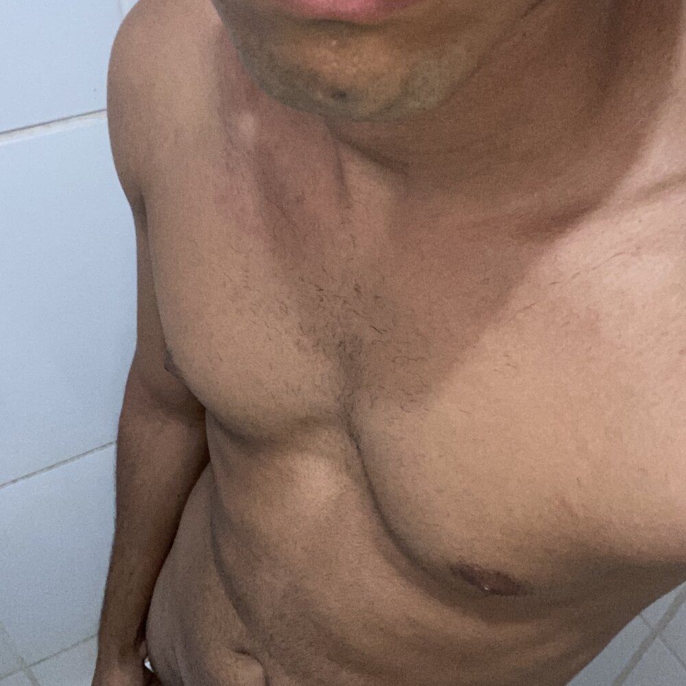 Pretinh088's Offline XXX Chat