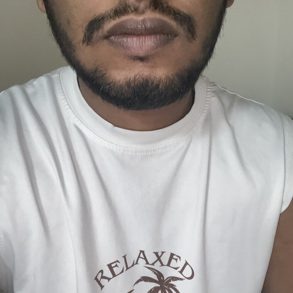 roshansankamax's Offline XXX Chat