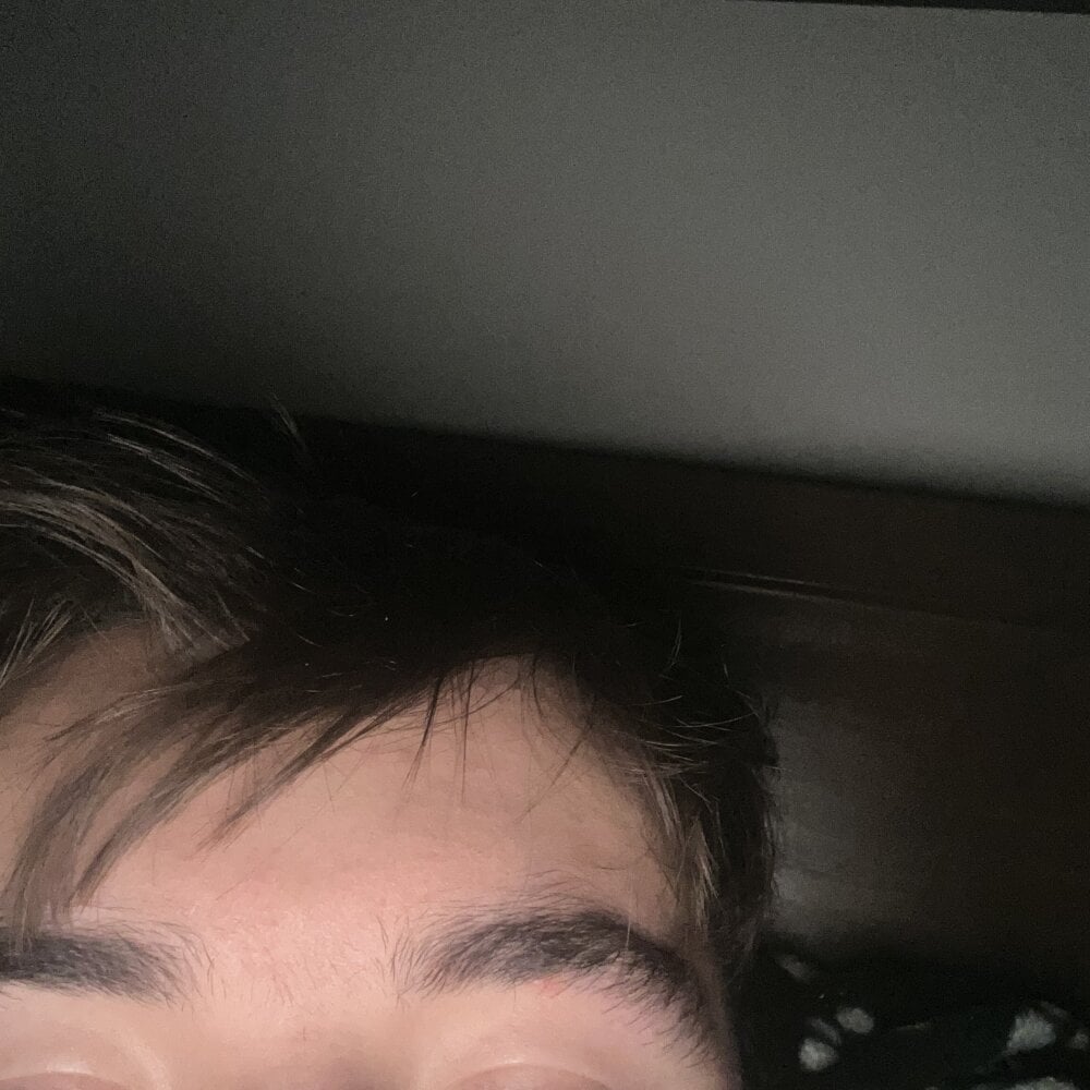 Rkoury39's Offline XXX Chat