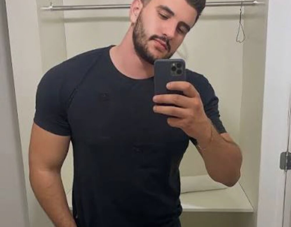 jajsjudkend's Offline XXX Chat