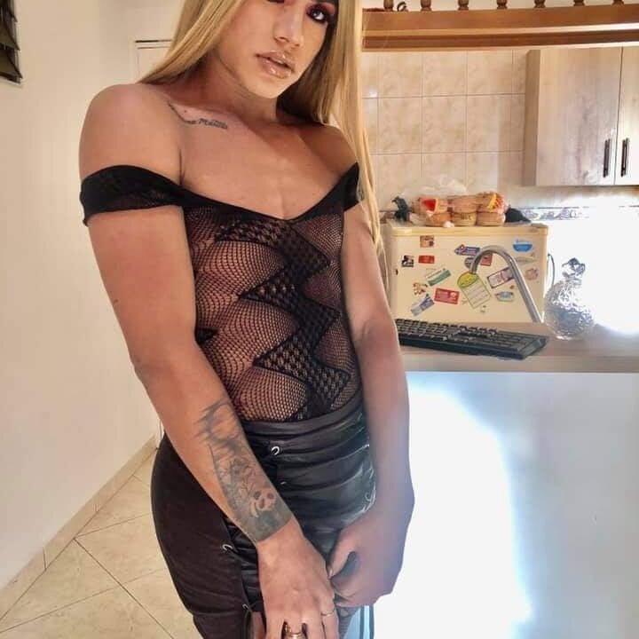 zendabitch_sin profile